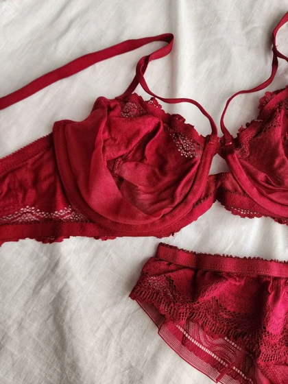 ست سوتین و شورت تمام تور فنردار برند HR کد: 0333