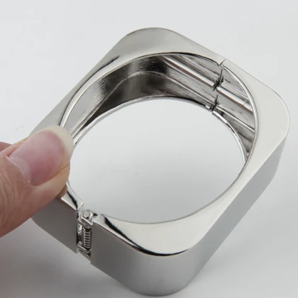 دستبند زنانه مدل مکعبی آینه ای