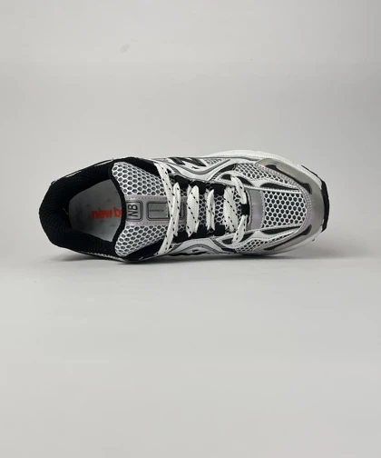 کفش ورزشی نیوبالانس 1064 سفید