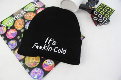 کلاه بافت cold
