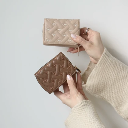 کیف پول و جاکارتی آرمانا