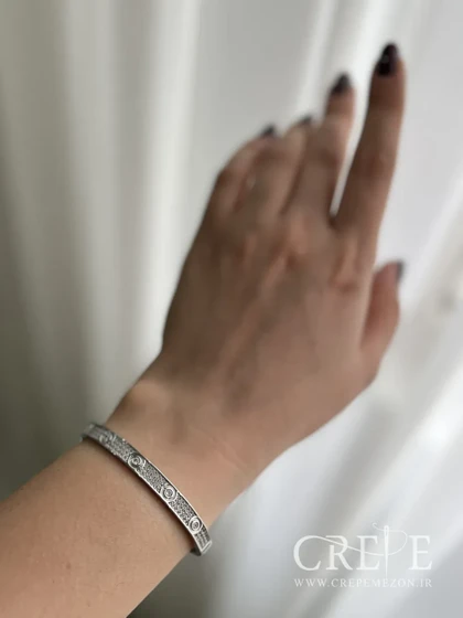 بنگل نگین‌دار