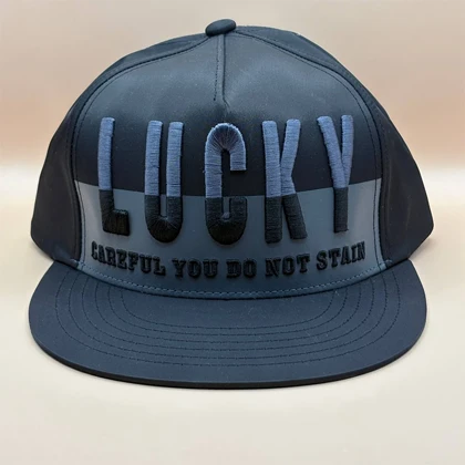 کلاه کپ مشکی مدل LUCKY