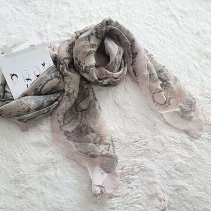 مینی اسکارف زنانه آی ام کد Z-UE43