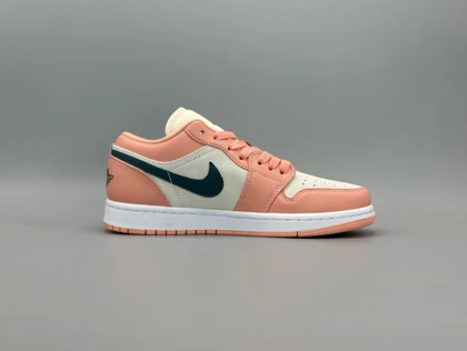 کتانی نایکی جردن1لو مدر روت/Nike Air Jordan1 low