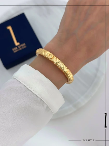 دستبند طرح دار فنری