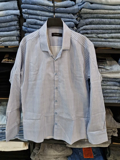 پیراهن مردانه «سپیدآبی» – راه راه پنبه تابستانه پرمیوم