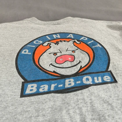 SIZE L-XL تیشرت اورجینال برند معتبر Fruit Of The Loom امریکا مدل Pig in a Pit