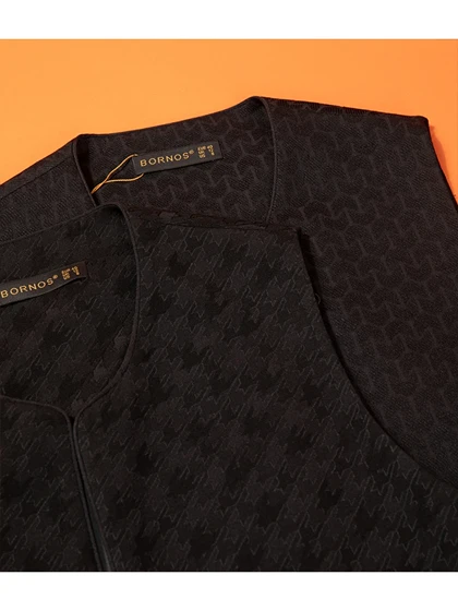 وست زنانه ژاکارد آستر دار جیب‌دار کلاسیک 70101