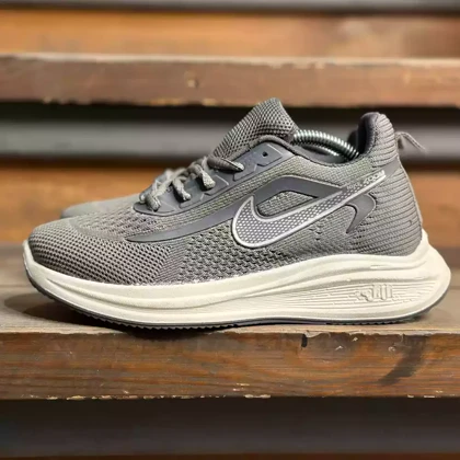 کفش ورزشی نایک زوم بافتی زنانه