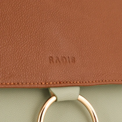 کوله پشتی زنانه چرم رادیس مدل Adriana کد 055-M.MC