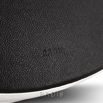 کیف دوشی زنانه چرم رادیس مدل Menil کد 153-M.MC