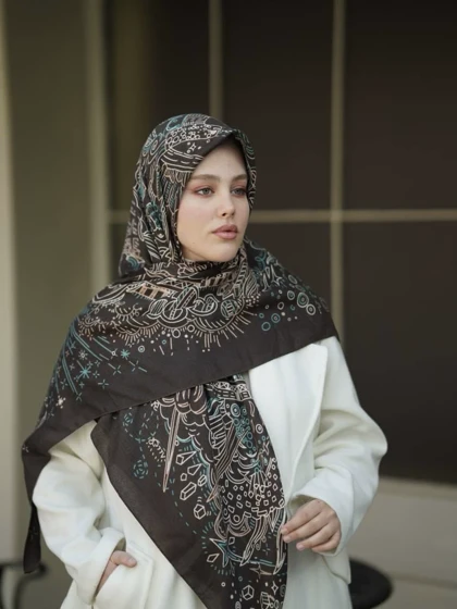 روسری نخی هرما