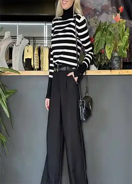 یقه اسکی بافت دکمه طلایی