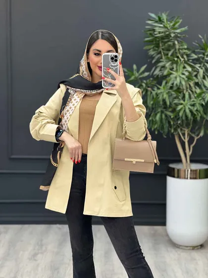 مانتو سرشانه ژیله دار پشت پاگن