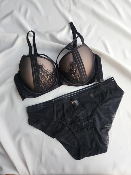 ست شورت و سوتین جکدار فنردار اروپایی کد: 5320