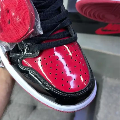 کفش نایک ایر جردن وان ساق‌دار ورنی مشکی قرمز ( مستر کوالتی ) Nike Air Jordan 1 High Patent Bred