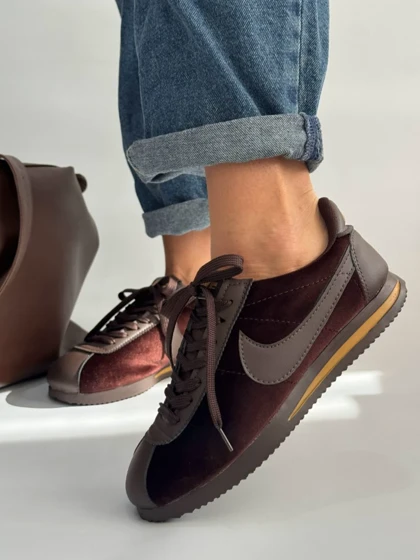 کتانی نایک کورتز 4234