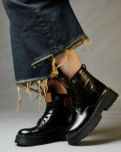 کفش زمستانی زنانه نیم بوت بغل جیب SFZ