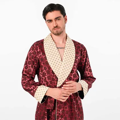 روبدوشامبر کلاسیک مخمل زرشکی