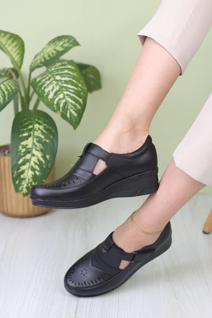 کفش پرسنلی زنانه شونیز