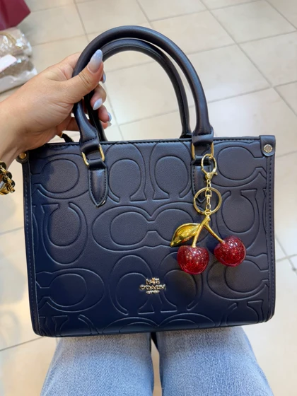 کیف دستی و دوشی زنانه کوچ مدل گیلاس