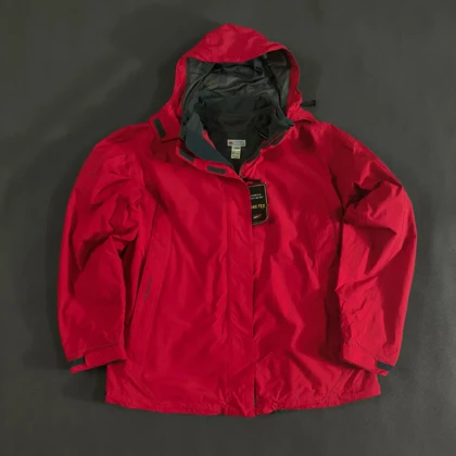 SIZE M-L کاپشن دوپوش گورتکس حرفه ای استوک اورجینال از برند معتبر کچوا فرانسه