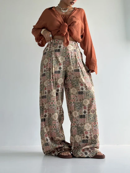 شلوار پارچه ای طرحدار