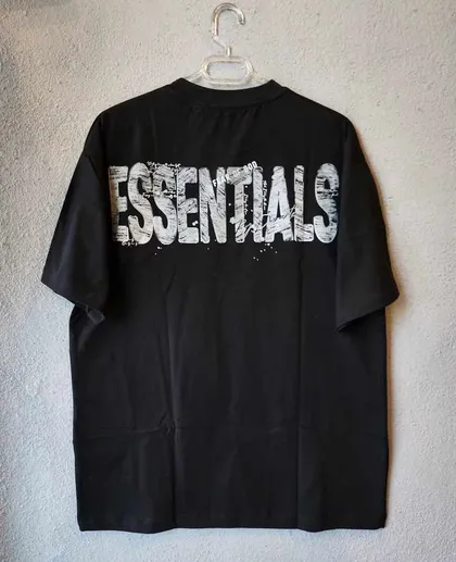 تیشرت اور سایز ESSENTIALS