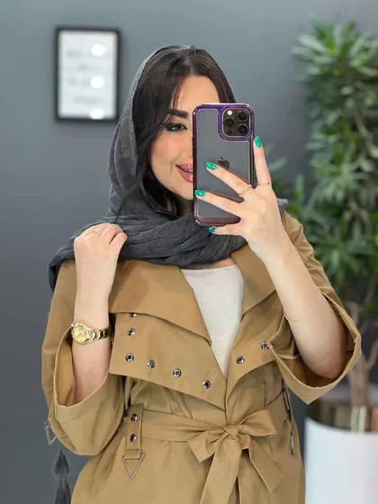 مانتو یقه پرچی سرشونه بنددار