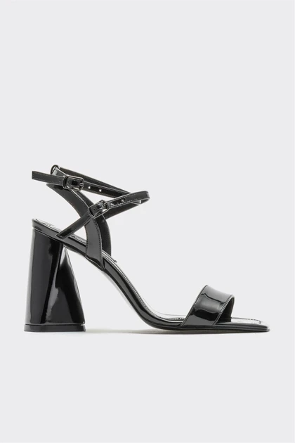 صندل زنانه اله elle