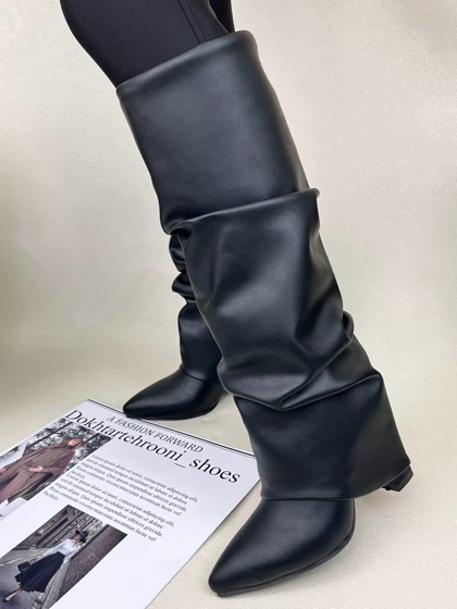 بوت زنانه پاشنه‌دار کاوری چروک ژیوانشی GIVENCHY کد 1748 دختر طهرونی