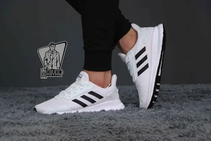 کتانی سه خط مشکی ADIDAS