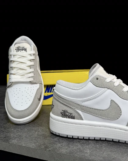 کتانی جردن وان استاسی