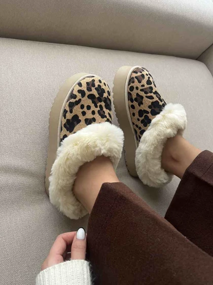 UGG خزدار