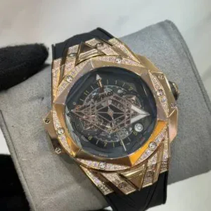 ساعت هابلوت کهکشانی دورنگین