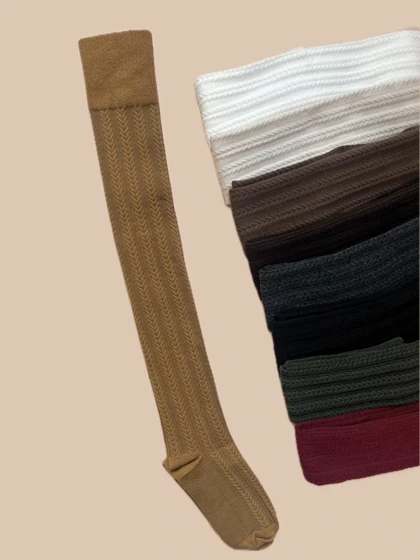 جوراب ساق بلند بالا زانو زنانه طرح گندمی برجسته