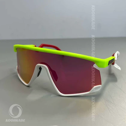 عینک OAKLEY SUTRO GREEN 3 LENZ