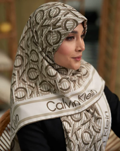 روسری Calvin Klein ابریشم دور دست دوز (قواره 120) 30148