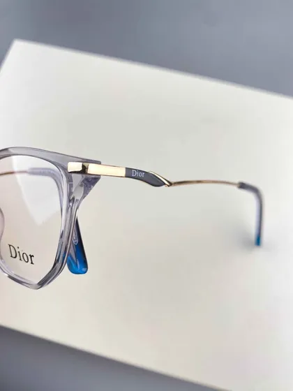 عینک طبی برند دیور CD0670