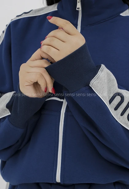 ست سویشرت شلوار زنانه داخل کرکی miu-miuکد1006888