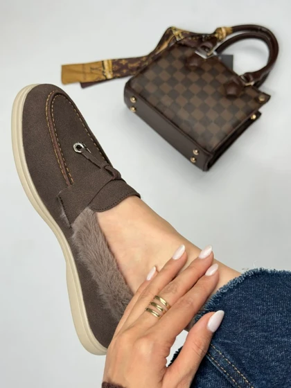 کالج لوراپیانا 2412