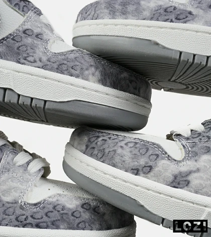 کفش کتانی مردانه و زنانه سفید زغالی NIKE dunk low steam puppet
