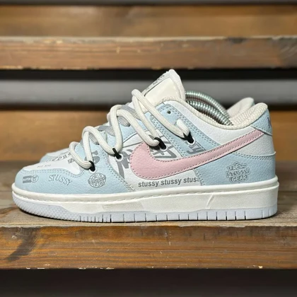 کتانی زنانه اس بی دانک