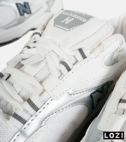 کفش کتانی مردانه و زنانه سفید طوسی NEW BALANCE 725