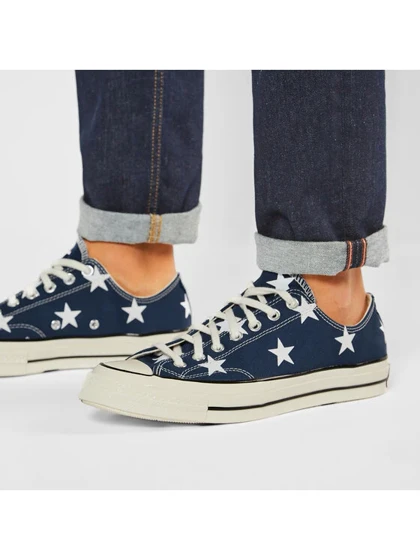 کتانی سورمه ای ستاره دار برند کانورس converse