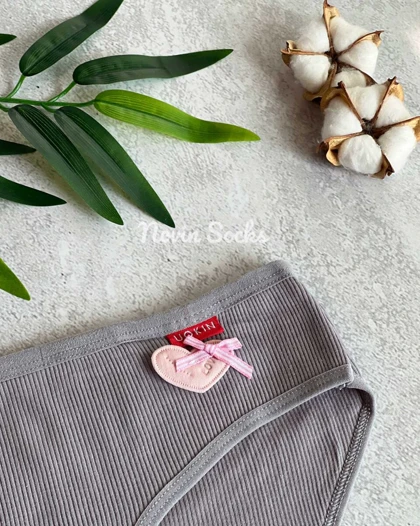 شورت کبریتی استیکر برجسته (سایز 34 تا 36) L