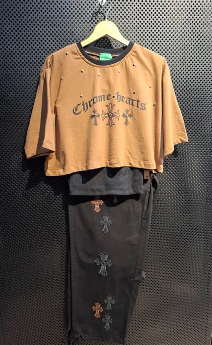 ست سه تکه کراپ شلوار تاپ Chrome Hearts