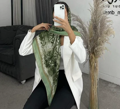 روسری طرح مثلثی