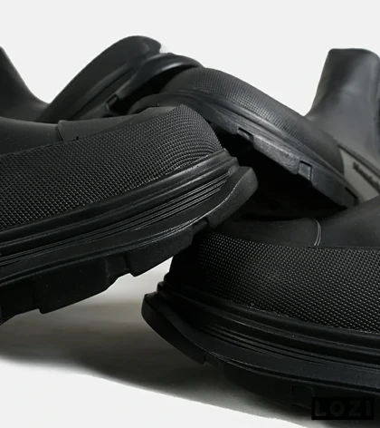 بوت مردانه مشکی Alexander McQueen